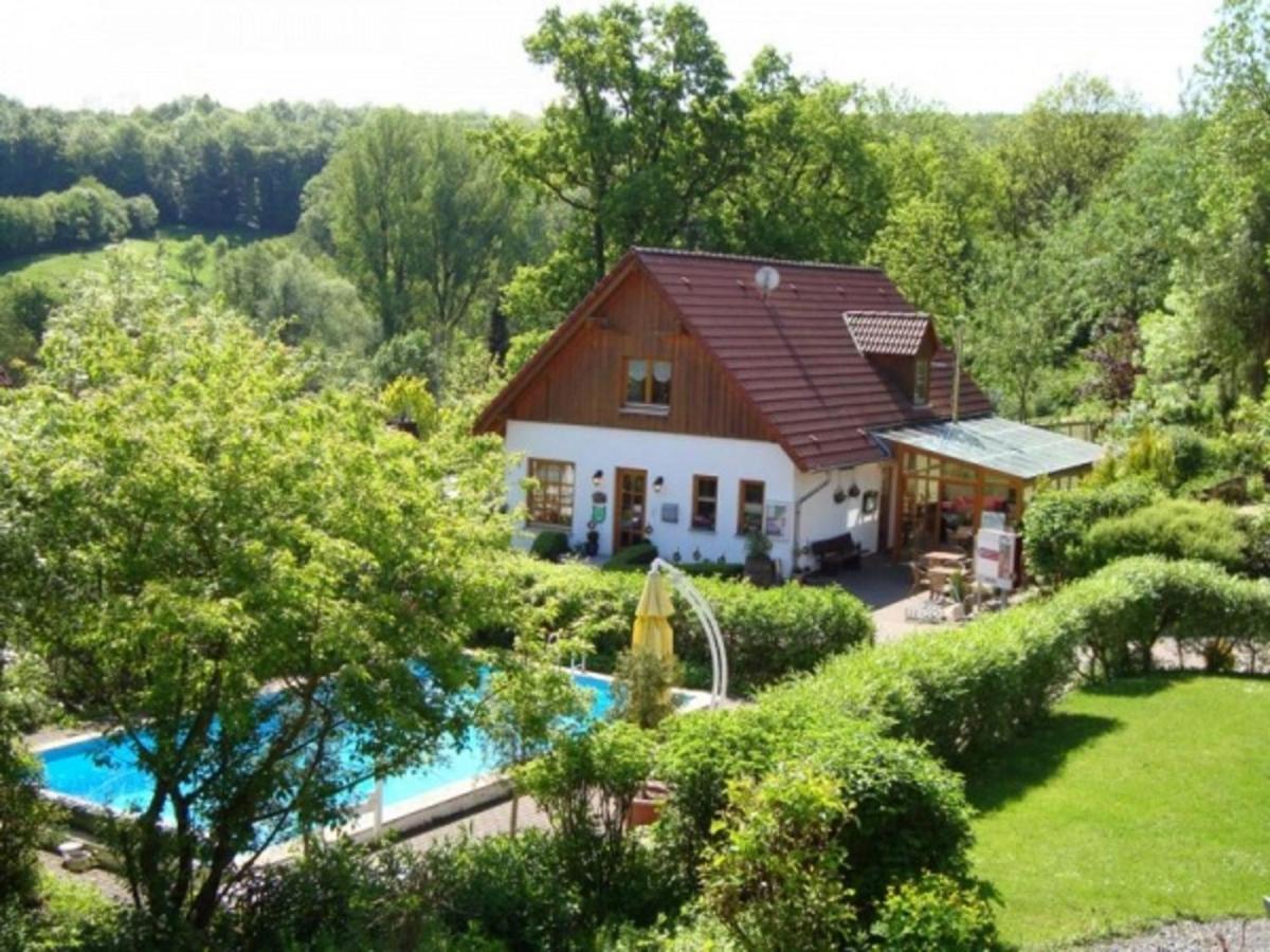 Spacious Apartment In The Green Bruchttal Bredenborn エクステリア 写真